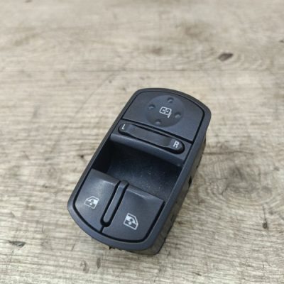 Блок управления стеклами Opel Corsa D 2012 A14XER хетчбэк 5дв.