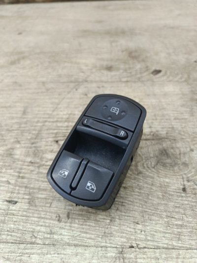 Блок управления стеклами Opel Corsa D 2012 A14XER хетчбэк 5дв.
