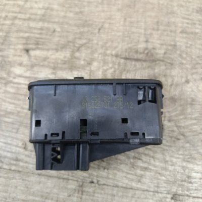Блок управления стеклами Opel Corsa D 2012 A14XER хетчбэк 5дв. - изображение 3