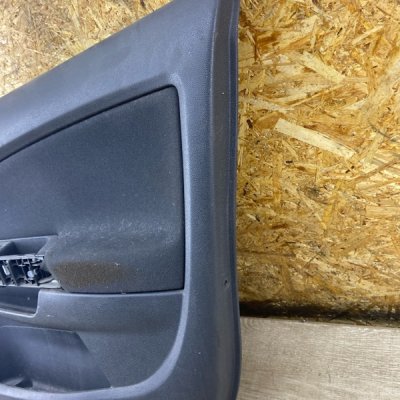 Обшивка двери Opel Corsa D 2012 хетчбэк 5дв. A14XER Перед. Прав. - изображение 5
