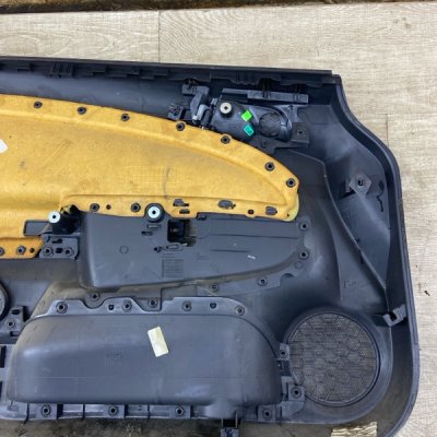 Обшивка двери Opel Corsa D 2012 хетчбэк 5дв. A14XER Перед. Прав. - изображение 4