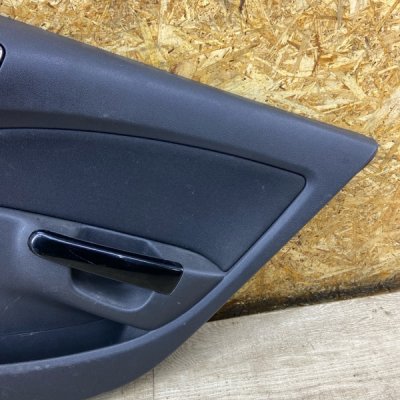 Обшивка двери Opel Corsa D 2012 хетчбэк 5дв. A14XER Задн. Прав. - изображение 7