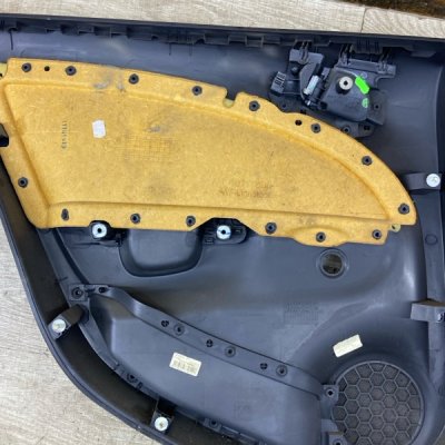 Обшивка двери Opel Corsa D 2012 хетчбэк 5дв. A14XER Задн. Прав. - изображение 4
