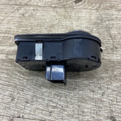 Блок управления светом Opel Corsa D 2012 A14XER хетчбэк 5дв. - изображение 4