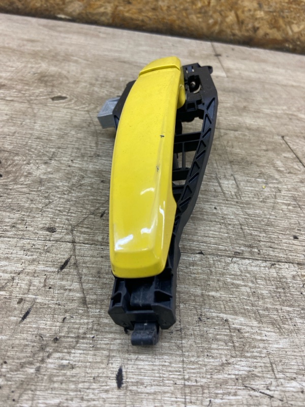 Ручка двери внешняя Opel Corsa D 2012 хетчбэк 5дв. A14XER Задн. Лев.