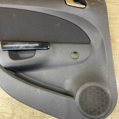Обшивка двери Opel Corsa D 2012 хетчбэк 5дв. A14XER Задн. Лев. - изображение 9
