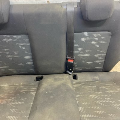 Задний ряд сидений Opel Corsa D 2012 хетчбэк 5дв. A14XER - изображение 7