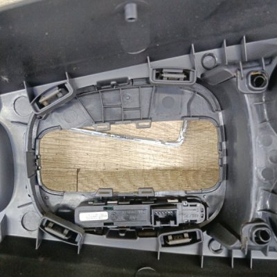 Центральная консоль Opel Corsa D 2012 хетчбэк 5дв. A14XER - изображение 2