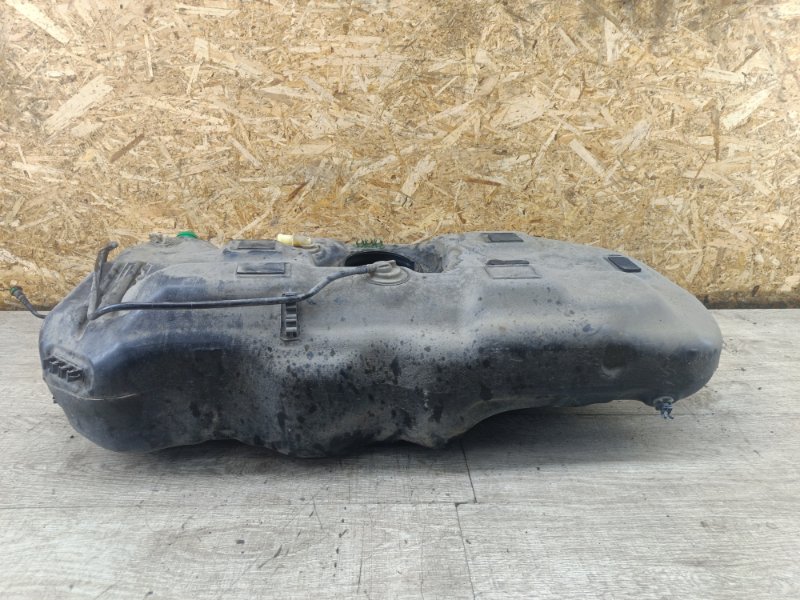Бензобак Opel Corsa D 2012 A14XER хетчбэк 5дв. - изображение 2