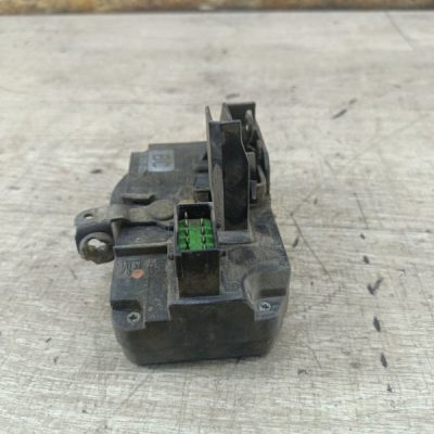 Замок двери Opel Vectra B 1998 X18XE седан 4дв., Перед., Лев. - изображение 4