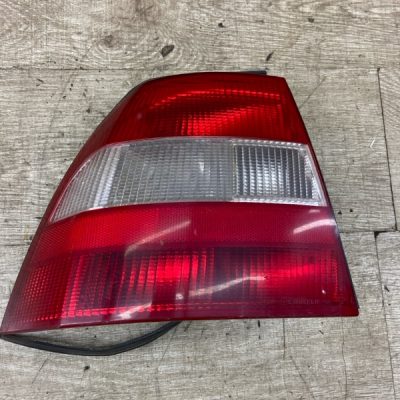 Фонарь Opel Vectra B 1998 X18XE седан 4дв., Задн., Лев.