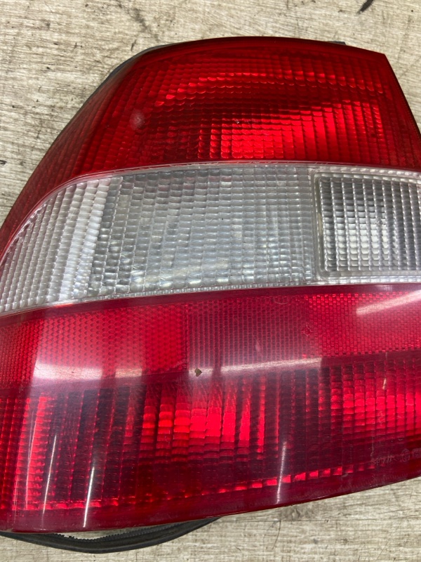 Фонарь Opel Vectra B 1998 X18XE седан 4дв., Задн., Лев. - изображение 4