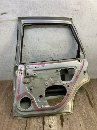 Дверь Opel Vectra B 1998 X18XE седан 4дв., Задн., Прав.