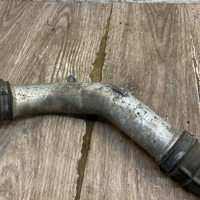 Патрубок турбины Volvo S60 2004 седан 4дв. D5244T - изображение 7