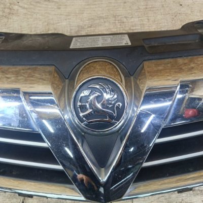 Решетка радиатора Opel Astra H 2008 5дв хечбек A18XER - изображение 6