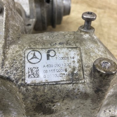 Коллектор впускной Smart Forfour 2006 хетчбэк-5ти дв. OM639 - изображение 9