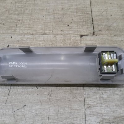 Кнопка управления люком Nissan Serena 1998 минивен SR20DE Задн. - изображение 3