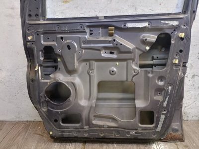Дверь Nissan SERENA 1998 SR20DE минивен, Перед., Прав.