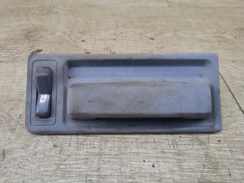 Ручка двери внутренняя Nissan SERENA 1998 SR20DE минивен, Задн., Прав. - изображение 1