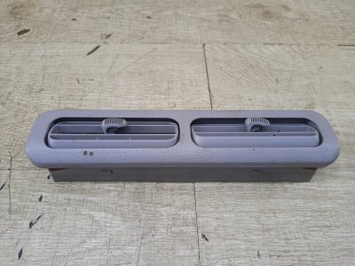 Дефлектор обдува салона Nissan SERENA 1998 SR20DE минивен