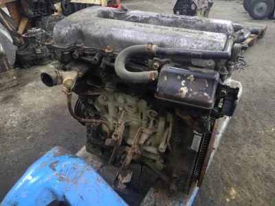 Двигатель Nissan SERENA 1998 SR20DE минивен
