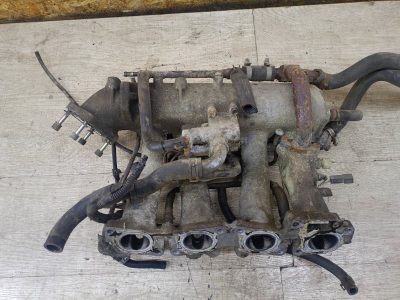 Коллектор впускной Nissan SERENA 1998 SR20DE минивен