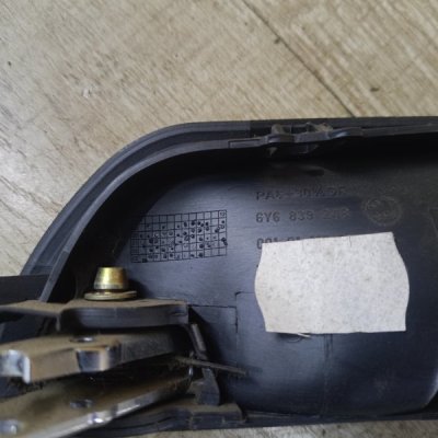 Ручка двери внутренняя Skoda Fabia 2003 хетчбэк 5дв. AZQ Задн. Прав. - изображение 4