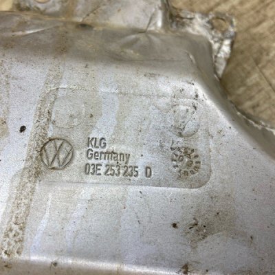 Кожух впускного коллектора Skoda Fabia 2003 хетчбэк 5дв. AZQ - изображение 9