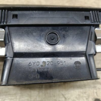 Дефлектор обдува салона Skoda Fabia 2003 AZQ хетчбэк 5дв. - изображение 2