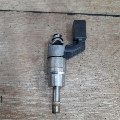 Топливная форсунка Volkswagen Golf 5 2007 BLF хетчбэк 5дв. - изображение 2