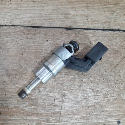 Топливная форсунка Volkswagen Golf 5 2007 BLF хетчбэк 5дв. - изображение 2
