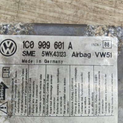 Блок управления аирбаг Skoda Fabia 2003 хетчбэк 5дв. AZQ - изображение 7