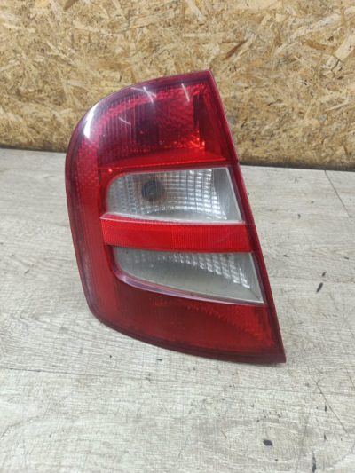 Фонарь Skoda Fabia 2003 AZQ хетчбэк 5дв., Задн., Лев.