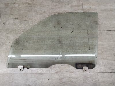 Стекло Honda CR-V 1998 B20B кроссовер, Перед., Лев.