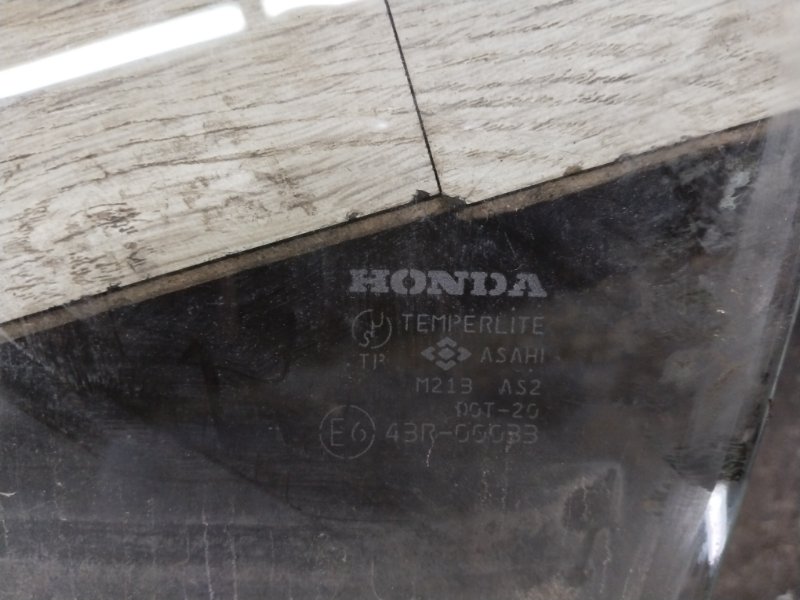 Стекло Honda CR-V 1998 B20B кроссовер, Перед., Лев. - изображение 2