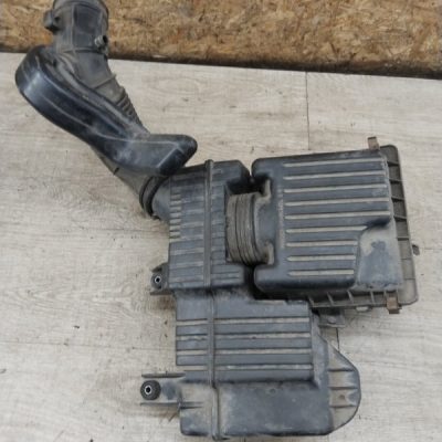 Корпус воздушного фильтра Honda CR-V 1998 B20B кроссовер - изображение 2