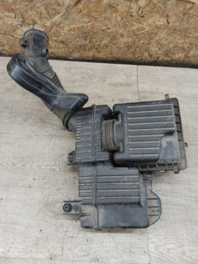 Корпус воздушного фильтра Honda CR-V 1998 B20B кроссовер