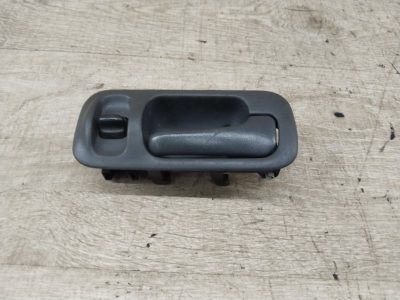 Ручка двери внутренняя Honda CR-V 1998 B20B кроссовер, Перед., Прав.