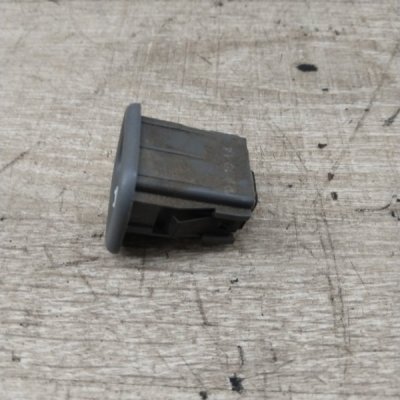 Кнопка открывания багажника Honda CR-V 1998 кроссовер B20B - изображение 2