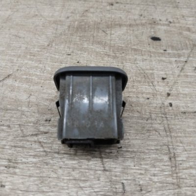 Кнопка открывания багажника Honda CR-V 1998 кроссовер B20B - изображение 3