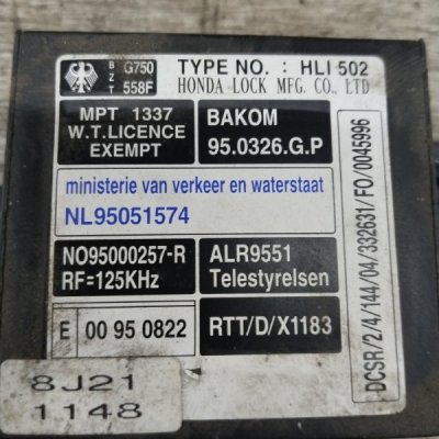 Блок управления иммобилайзер Honda CR-V 1998 кроссовер B20B - изображение 2