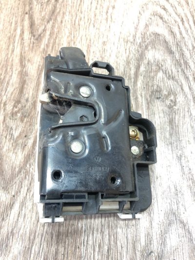 Замок двери Volkswagen Polo 2000 AUC хетчбэк 5дв., Перед., Прав.