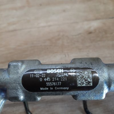 Топливная рампа Opel Zafira B 2007 Z19DTH минивен - изображение 3