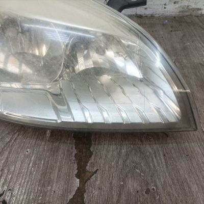 Фара Renault Megane 3 2011 K4M858 хетчбэк 5дв., Перед., Прав. - изображение 2