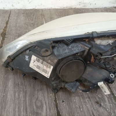 Фара Renault Megane 3 2011 K4M858 хетчбэк 5дв., Перед., Прав. - изображение 6