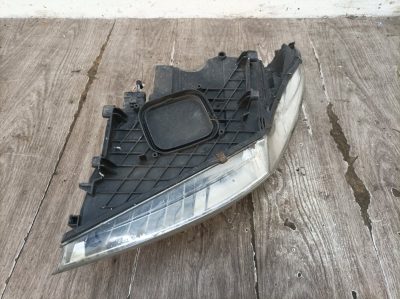 Фара Renault Megane 3 2011 K4M858 хетчбэк 5дв., Перед., Прав.