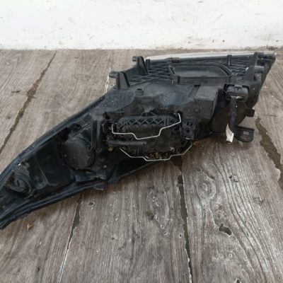 Фара Renault Megane 3 2011 K4M858 хетчбэк 5дв., Перед., Прав. - изображение 10