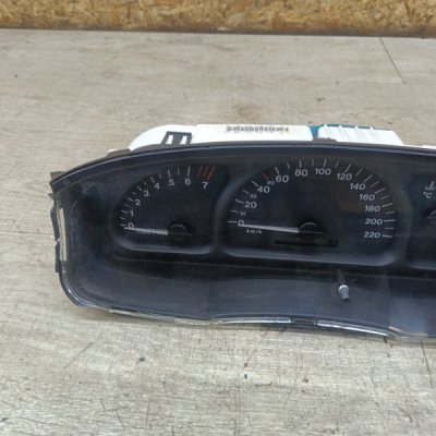 Панель приборов Opel Vectra B 1999 седан 4дв. X18XE1 1.8 - изображение 7