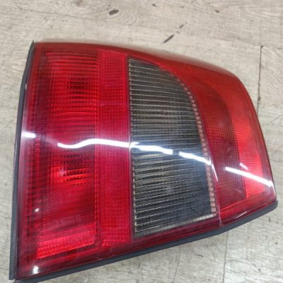 Фонарь Opel Vectra B 1999 X18XE1 1.8 седан 4дв., Задн., Лев. - изображение 8