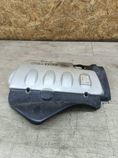 Декоративная крышка двигателя Opel Vectra B 1999 X18XE1 1.8 седан 4дв.